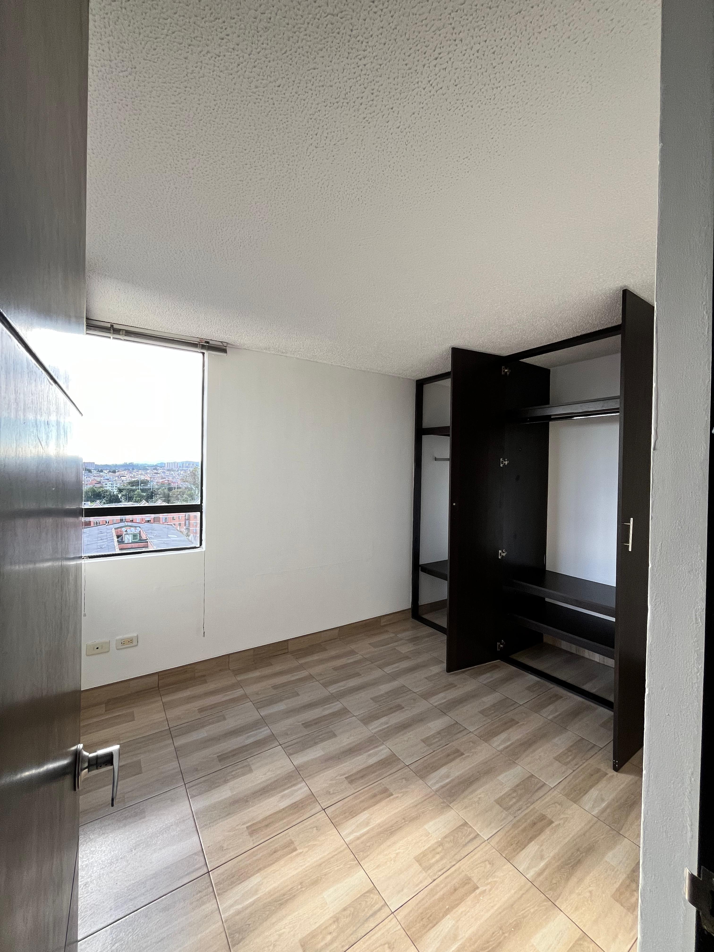 Apartamento en venta en Engativá, Bogotá · foto 4 de 13