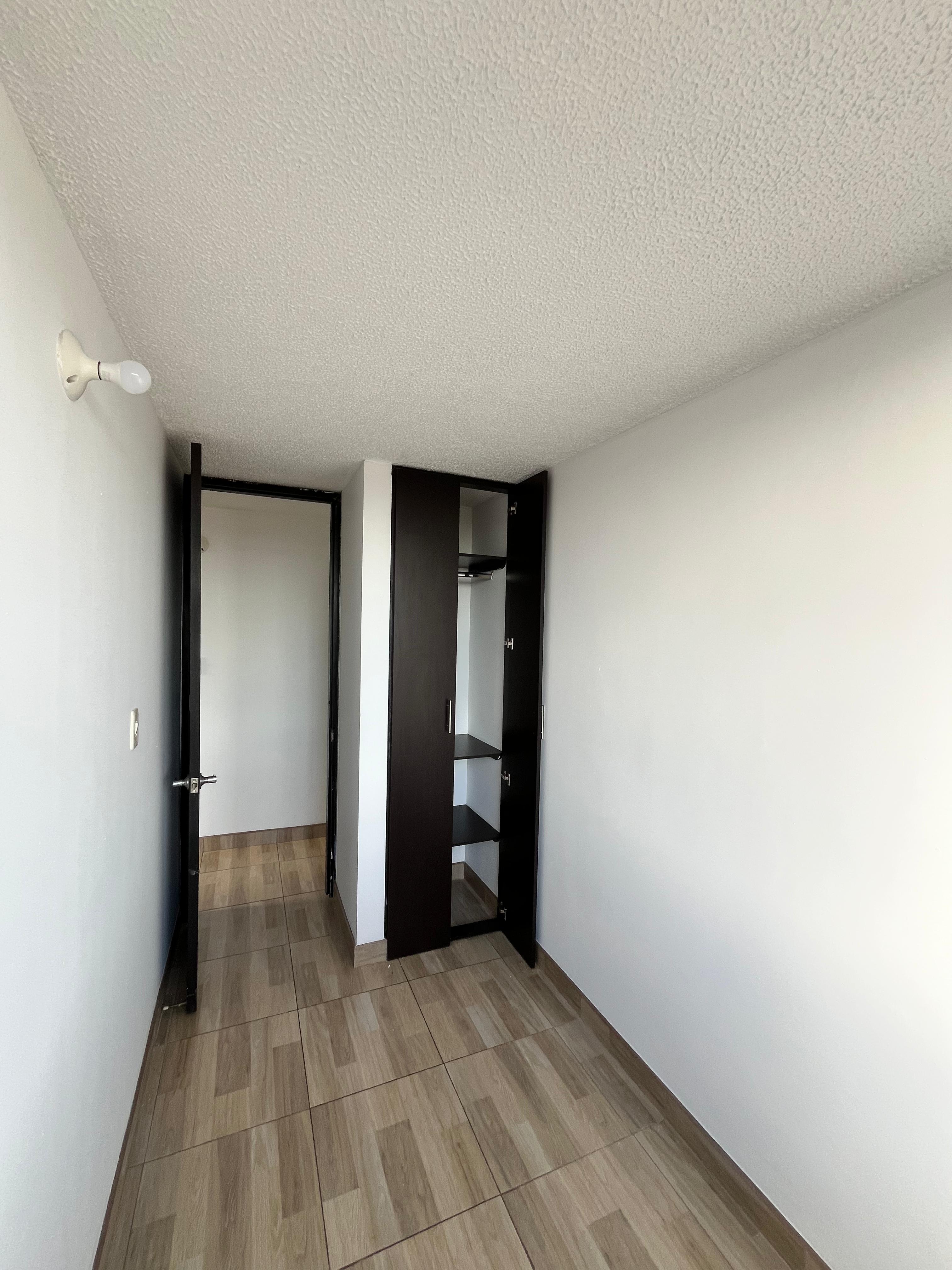 Apartamento en venta en Engativá, Bogotá · foto 8 de 13