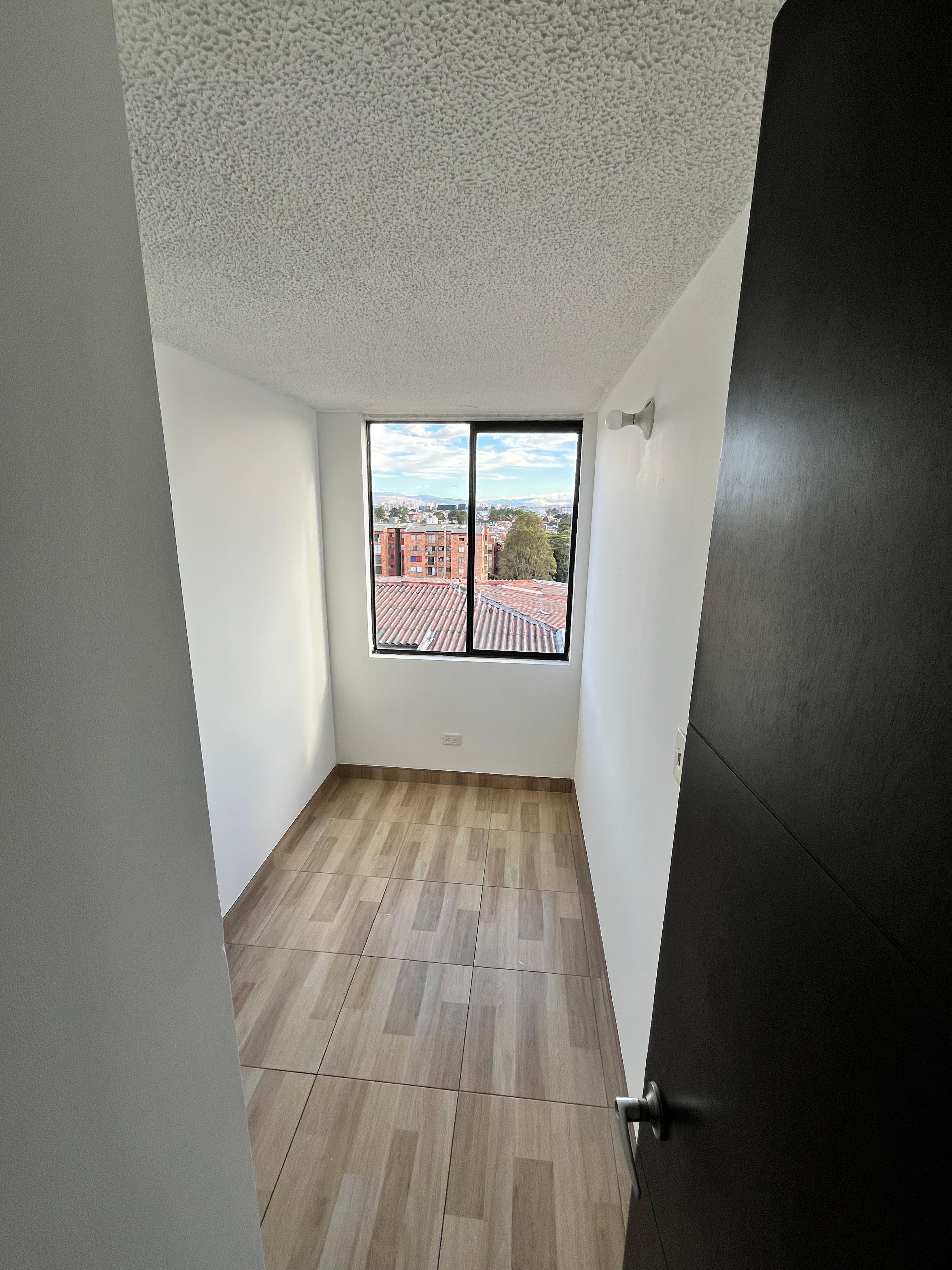 Apartamento en venta en Engativá, Bogotá · foto 9 de 13