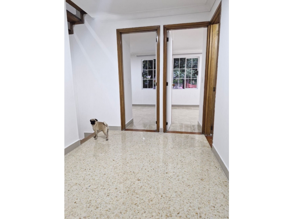 Casa en arriendo en El Poblado, Medellín · foto 3 de 16