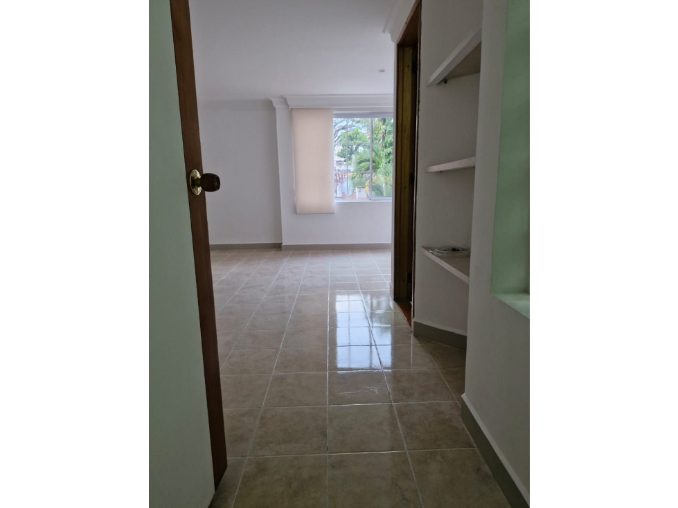 Casa en arriendo en El Poblado, Medellín · foto 6 de 16