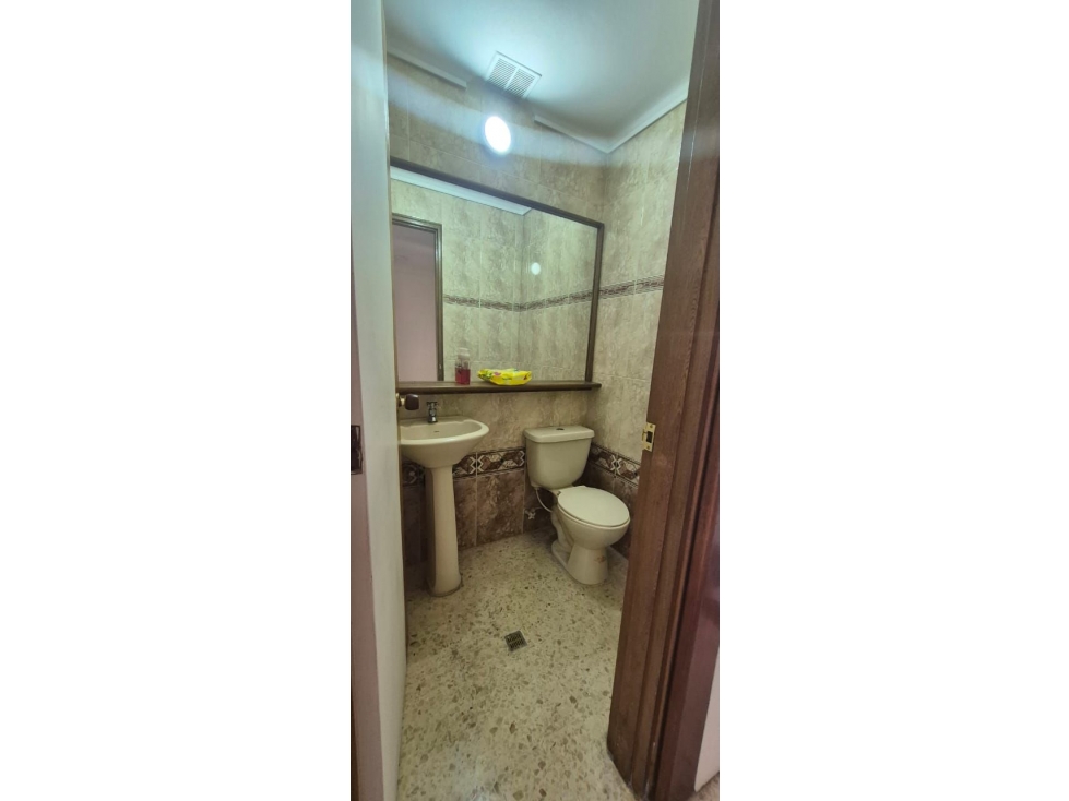Casa en arriendo en El Poblado, Medellín · foto 12 de 16