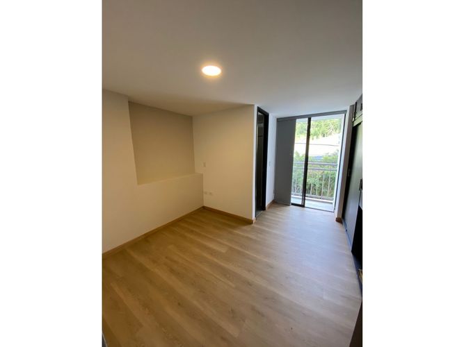 Apartamento de 2 alcobas en venta en Puente Pelaez, El Retiro, 60 m² · foto 6 de 9