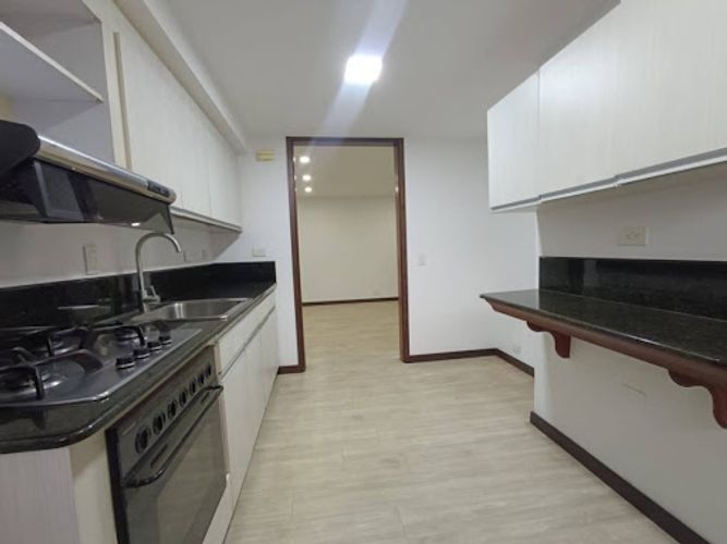Apartamento de 3 alcobas en arriendo en Santa Maria De Los Angeles, Medellín, 145 m² · foto 2 de 22