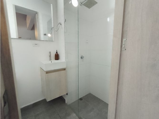 Apartaestudio en arriendo en Obrero, Envigado, 30 m² · foto 5 de 11