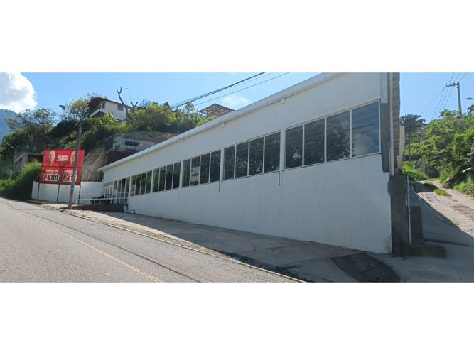 Bodega en arriendo en Mesa De Los Santos, Piedecuesta, 320 m² · foto 3 de 5