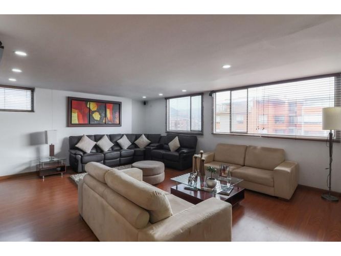 Apartamento en venta en Lisboa, Bogotá · foto 3 de 24