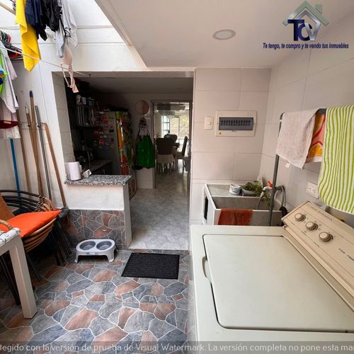 Casa de 3 alcobas en venta en Versalles, Floridablanca, 130 m² · foto 14 de 24