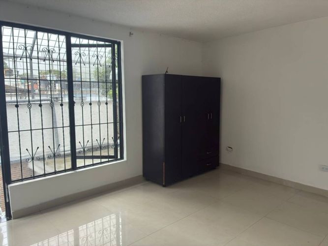 Casa de 5 alcobas en venta en Interlaken, Ibagué, 350 m² · foto 14 de 17