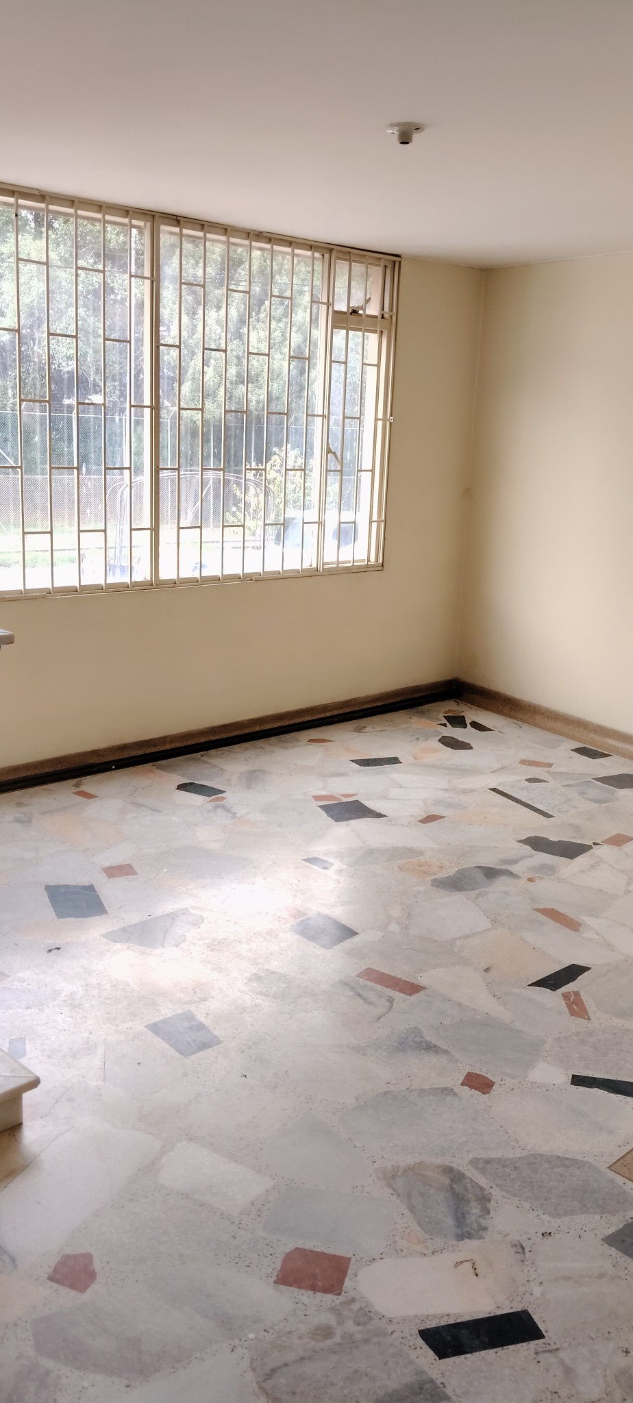 Casa en venta en El Refugio, Bogotá · foto 4 de 24
