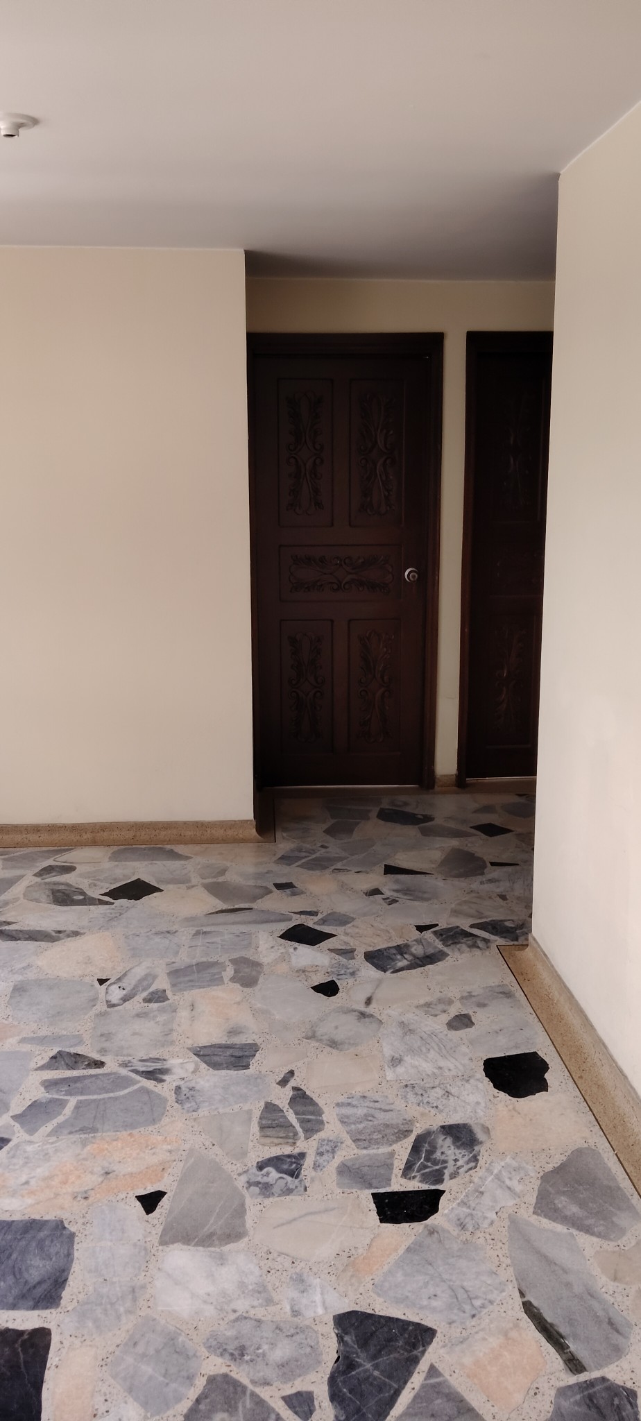 Casa en venta en El Refugio, Bogotá · foto 7 de 24