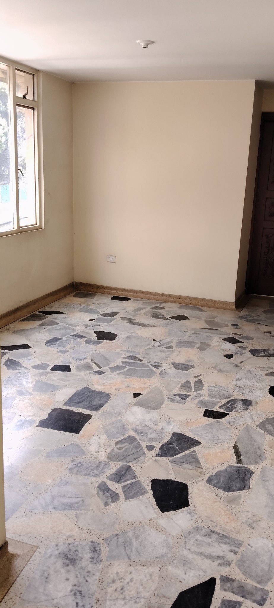 Casa en venta en El Refugio, Bogotá · foto 5 de 24