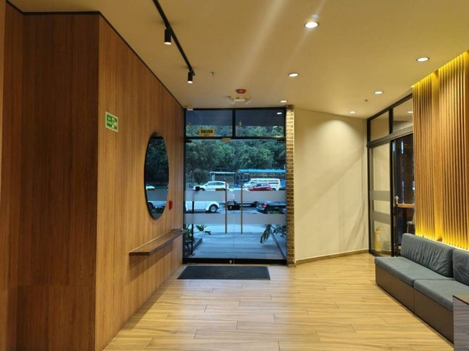 Apartaestudio en venta en Los Cedros Oriental, Bogotá, 30 m² · foto 21 de 24