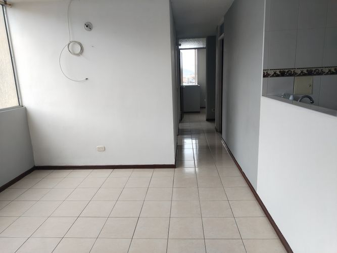 Apartamento de 3 alcobas en venta en Uaecd 007, Soacha, 57 m² · foto 3 de 20