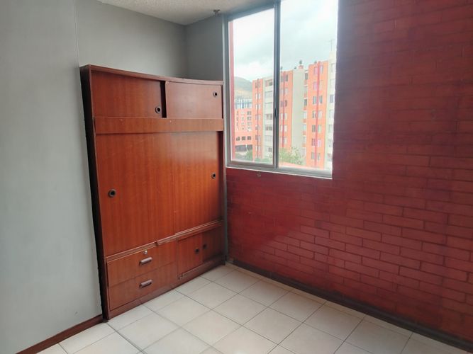 Apartamento de 3 alcobas en venta en Uaecd 007, Soacha, 57 m² · foto 9 de 20