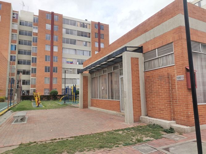 Apartamento de 3 alcobas en venta en Uaecd 007, Soacha, 57 m² · foto 16 de 20