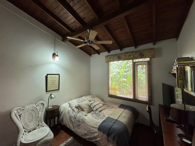 Casa de 3 alcobas en venta en Loma De Las Brujas, Envigado, 227 m² · foto 3 de 13