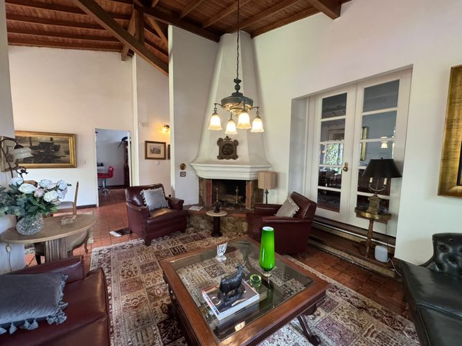 Casa de 3 alcobas en venta en Loma De Las Brujas, Envigado, 227 m² · foto 6 de 13