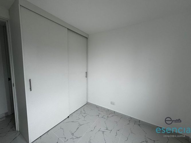 Apartamento de 3 alcobas en arriendo en Cimarronas, Rionegro, 55 m² · foto 4 de 11