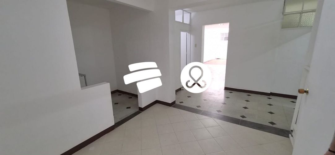 Casa en venta en Laureles, Medellín · foto 6 de 24