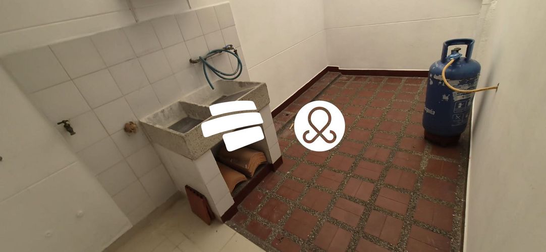 Casa en venta en Laureles, Medellín · foto 21 de 24