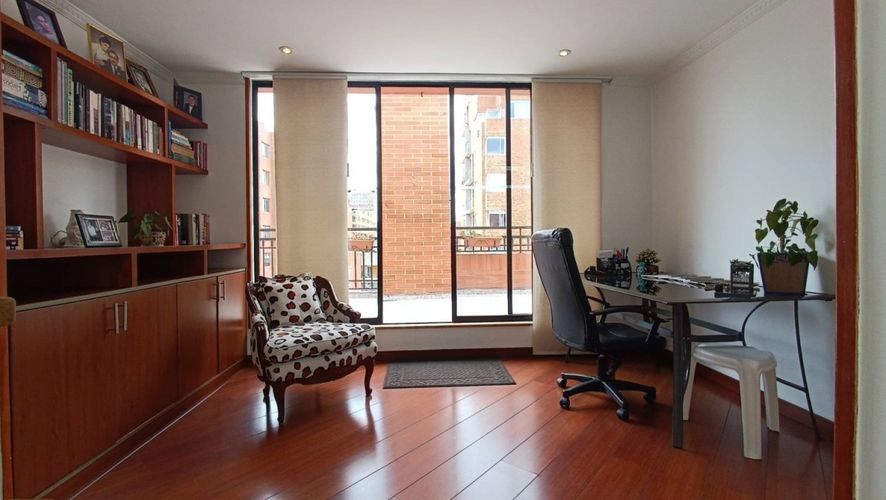 Apartamento de 4 alcobas en venta en Colina Campestre, Bogotá, 193 m² · foto 14 de 24