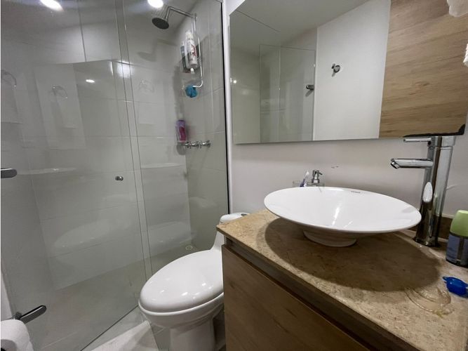 Apartaestudio en venta en Loma Del Barro, Sabaneta, 65 m² · foto 13 de 17