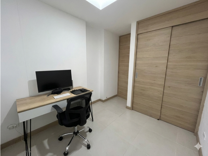 Apartaestudio en venta en Loma Del Barro, Sabaneta, 65 m² · foto 15 de 17