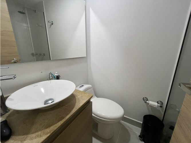 Apartaestudio en venta en Loma Del Barro, Sabaneta, 65 m² · foto 16 de 17