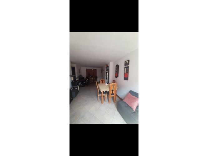Apartamento de 3 alcobas en venta en Santa Mónica, Medellín, 73 m² · foto 2 de 9