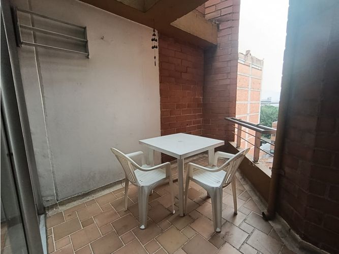 Apartamento de 3 alcobas en venta en Conquistadores, Medellín, 88 m² · foto 8 de 24