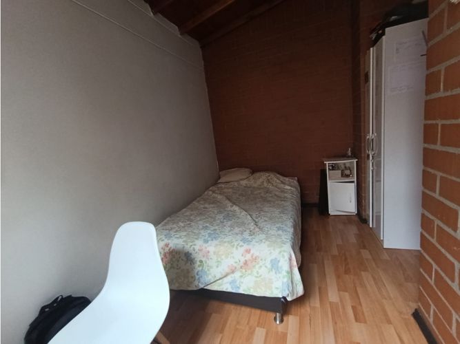 Apartamento de 3 alcobas en venta en Conquistadores, Medellín, 88 m² · foto 18 de 24
