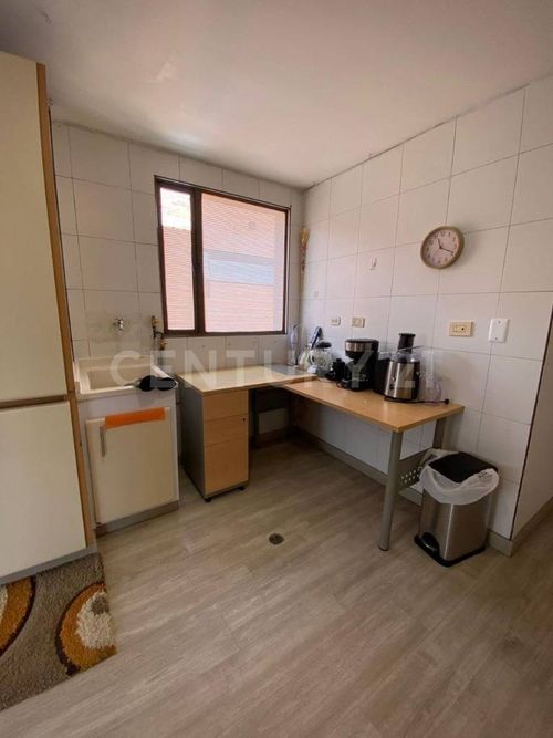 Apartamento de 3 alcobas en venta en Chico, Bogotá, 286 m² · foto 10 de 24