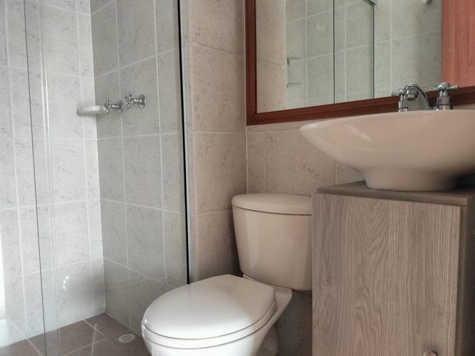 Apartamento de 3 alcobas en arriendo en El Poblado, Medellín, 151 m² · foto 11 de 18