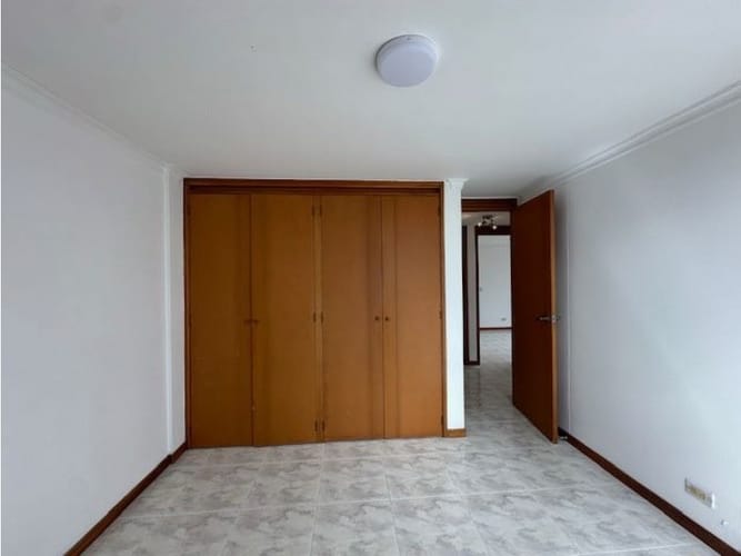 Apartamento de 3 alcobas en arriendo en La Florida, Medellín, 100 m² · foto 2 de 13