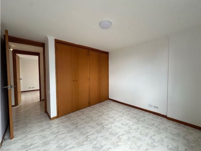 Apartamento de 3 alcobas en arriendo en La Florida, Medellín, 100 m² · foto 3 de 13