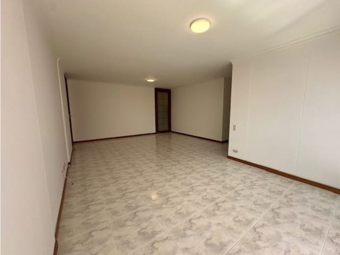Apartamento de 3 alcobas en arriendo en La Florida, Medellín, 100 m² · foto 6 de 13