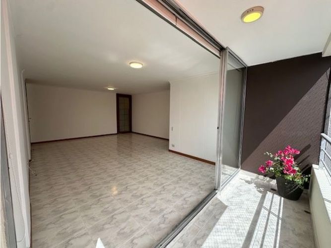 Apartamento de 3 alcobas en arriendo en La Florida, Medellín, 100 m² · foto 7 de 13