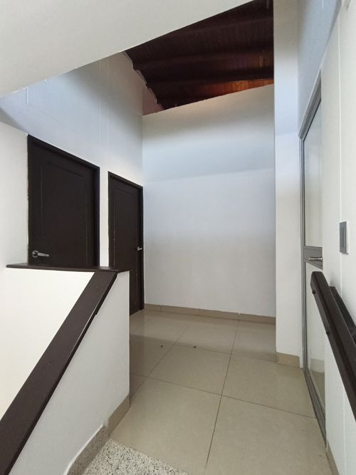 Casa de 3 alcobas en venta en Trapiches Ii, Villa del Rosario, 160 m² · foto 4 de 12