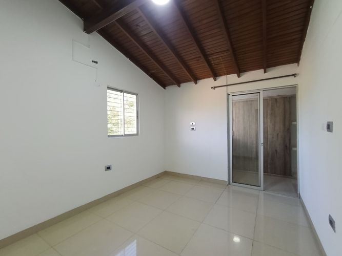 Casa de 3 alcobas en venta en Trapiches Ii, Villa del Rosario, 160 m² · foto 10 de 12