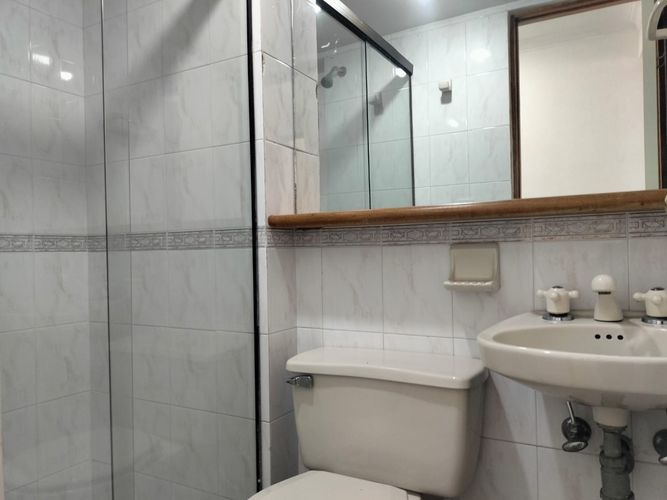 Apartamento de 2 alcobas en venta en El Poblado, Medellín, 100 m² · foto 14 de 15
