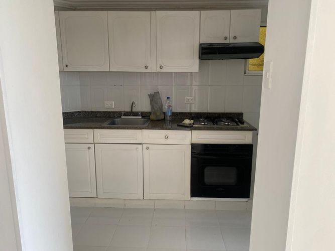 Apartamento de 3 alcobas en arriendo en El Castillo, Barranquilla, 90 m² · foto 4 de 12