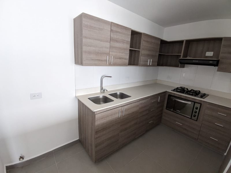 3BR Apartment in Loma del Escobero (111 m²) - 3