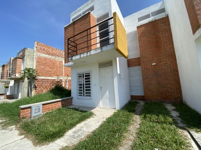 Casa de 3 alcobas en venta en El Carmelo, Candelaria, 83 m² · foto 2 de 21