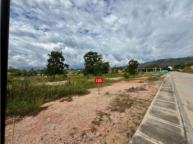 Lote en venta en Ruitoque Bajo, Bucaramanga, 686 m² · foto 14 de 19