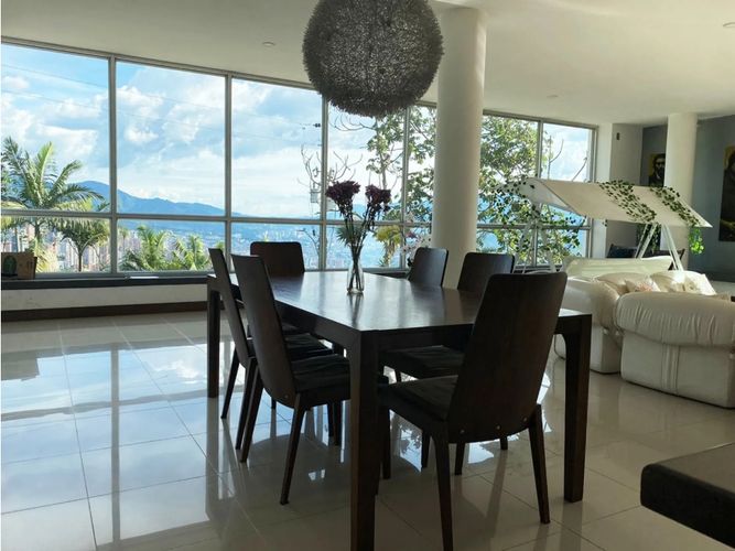 Casa de 6 alcobas en venta en Las Palmas, Medellín, 520 m² · foto 7 de 11