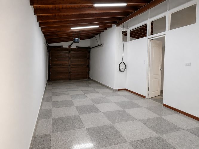 Casa de 5 alcobas en arriendo en Laureles, Medellín, 202 m² · foto 6 de 18