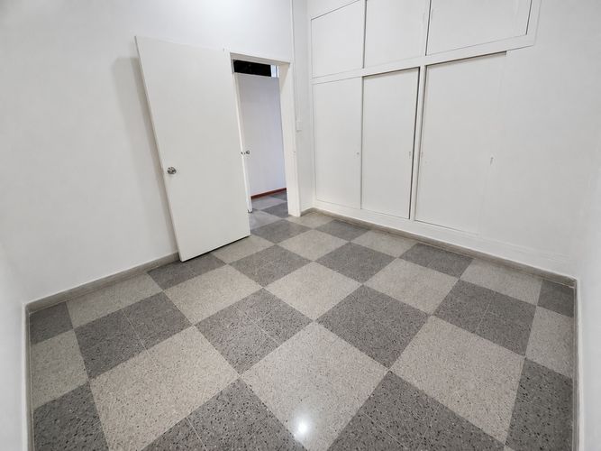 Casa de 5 alcobas en arriendo en Laureles, Medellín, 202 m² · foto 12 de 18