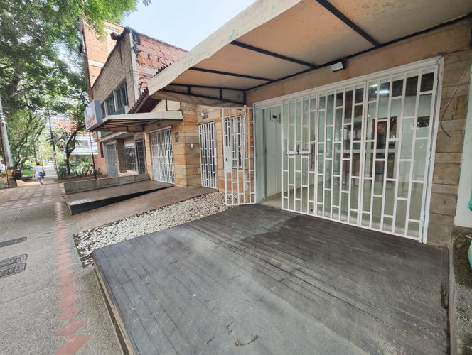 Local en arriendo en Laureles, Medellín, 17 m² · foto 2 de 8
