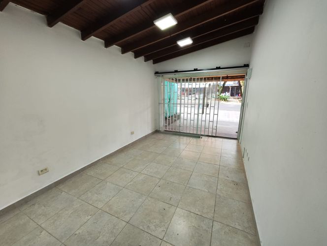 Local en arriendo en Laureles, Medellín, 17 m² · foto 5 de 8